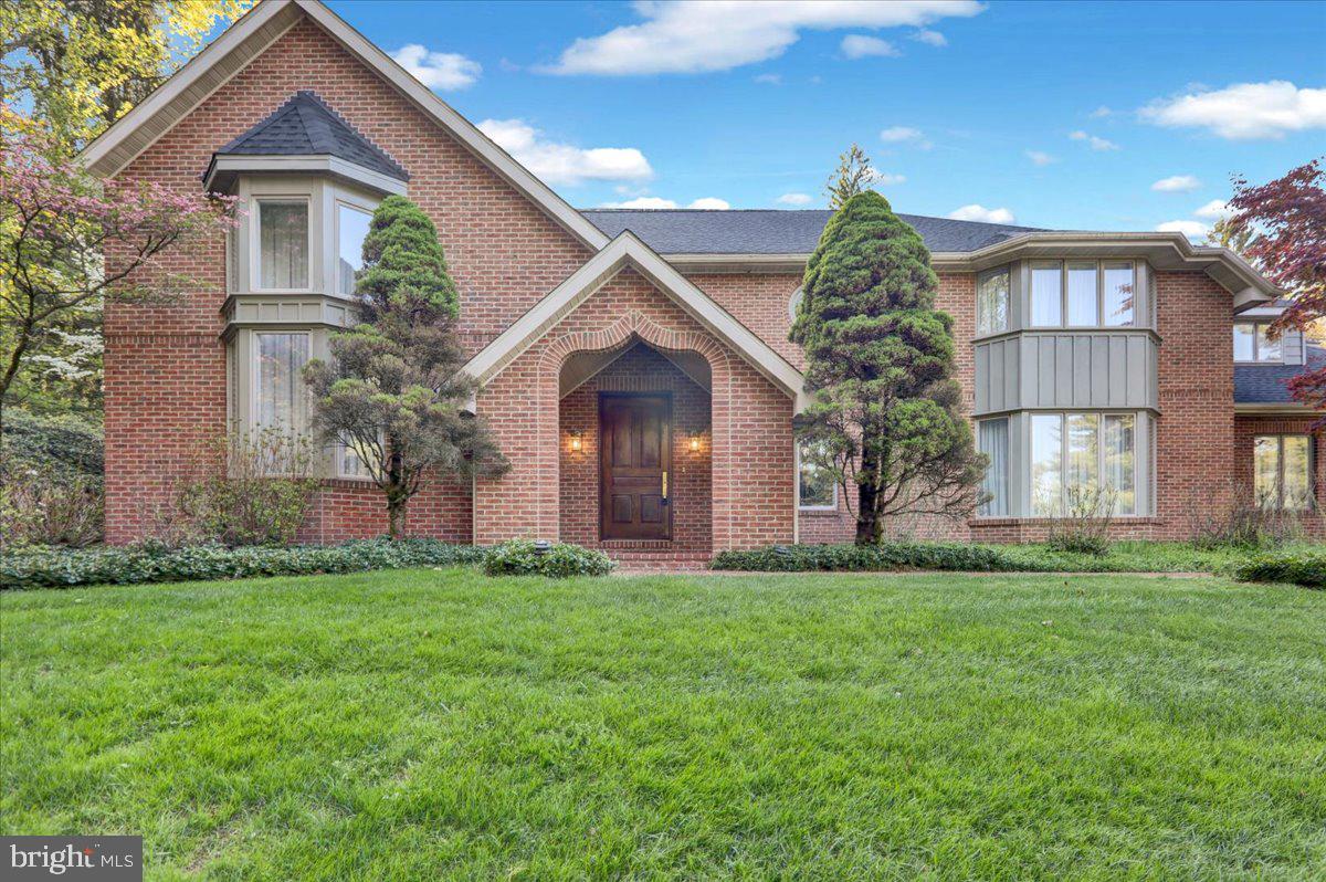 34 Hessian Blvd Property Photo 4