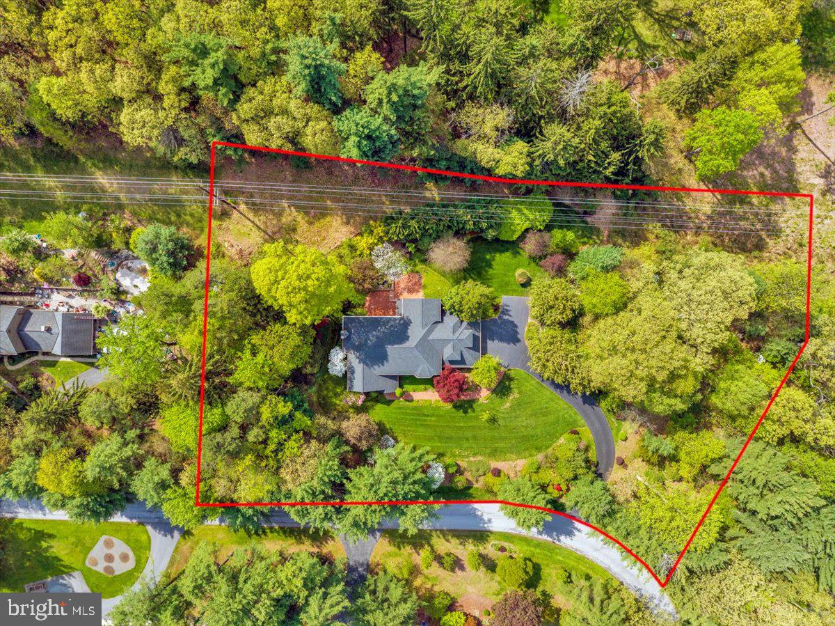 34 Hessian Blvd Property Photo 58