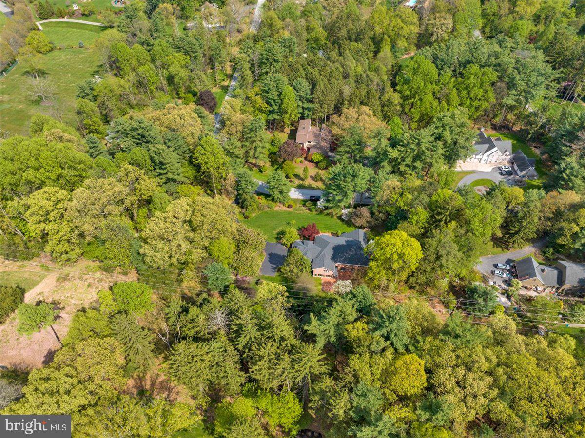 34 Hessian Blvd Property Photo 65