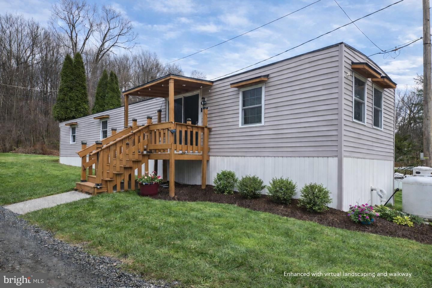 33 Squaw Cir Property Photo 14