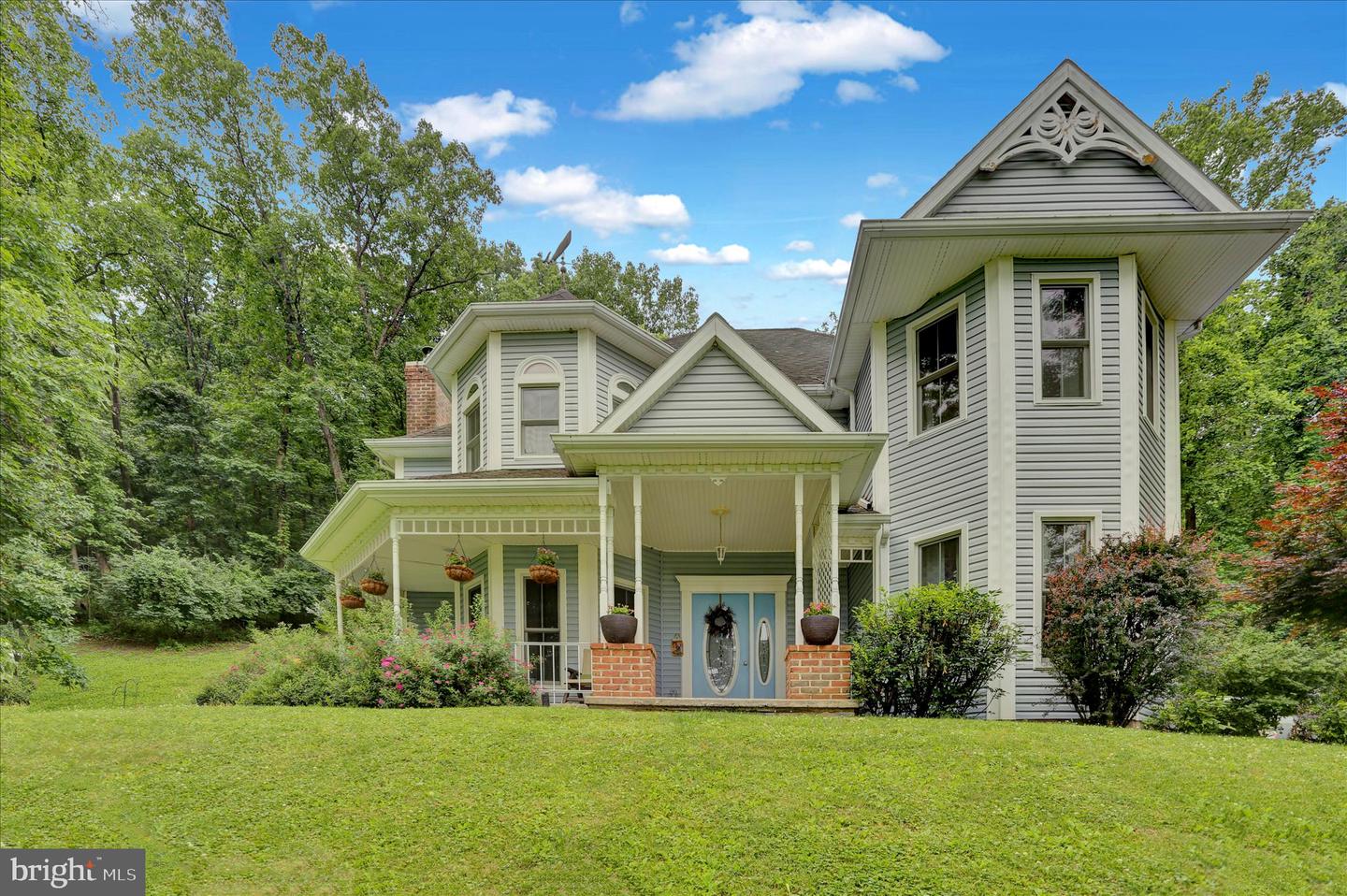 547 Seidels Run Property Photo 1