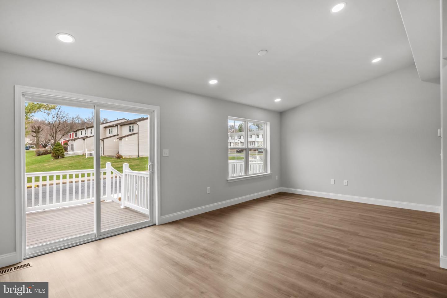 200 Lucille Way #lot 8 Property Photo 6