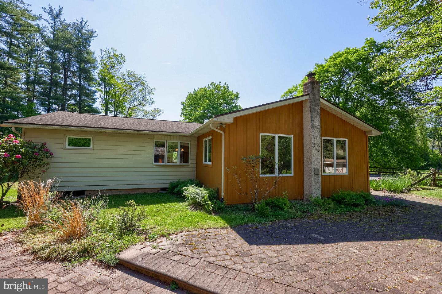 1421 Coldsprings Rd Property Photo 8