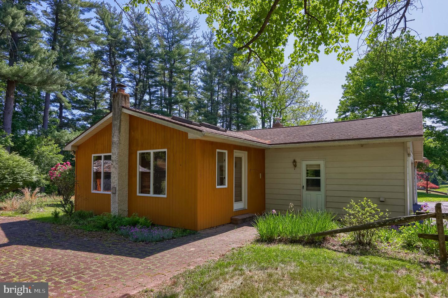 1421 Coldsprings Rd Property Photo 10