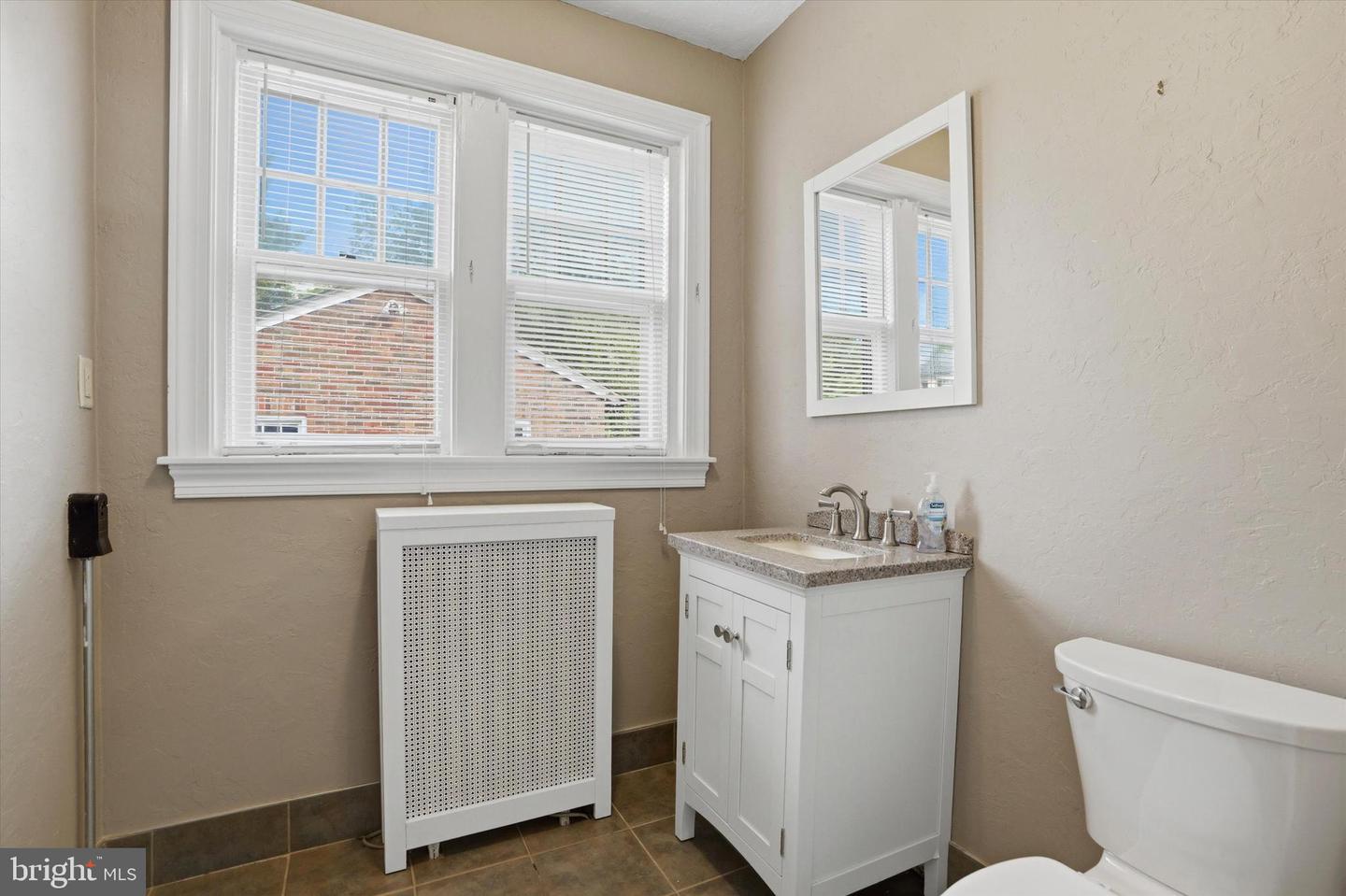 401 Lancaster Property Photo 14