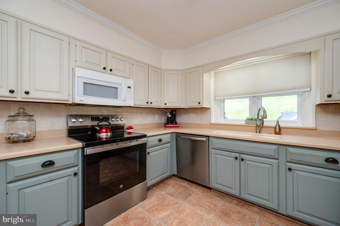400 Friedensburg Rd Property Photo 13