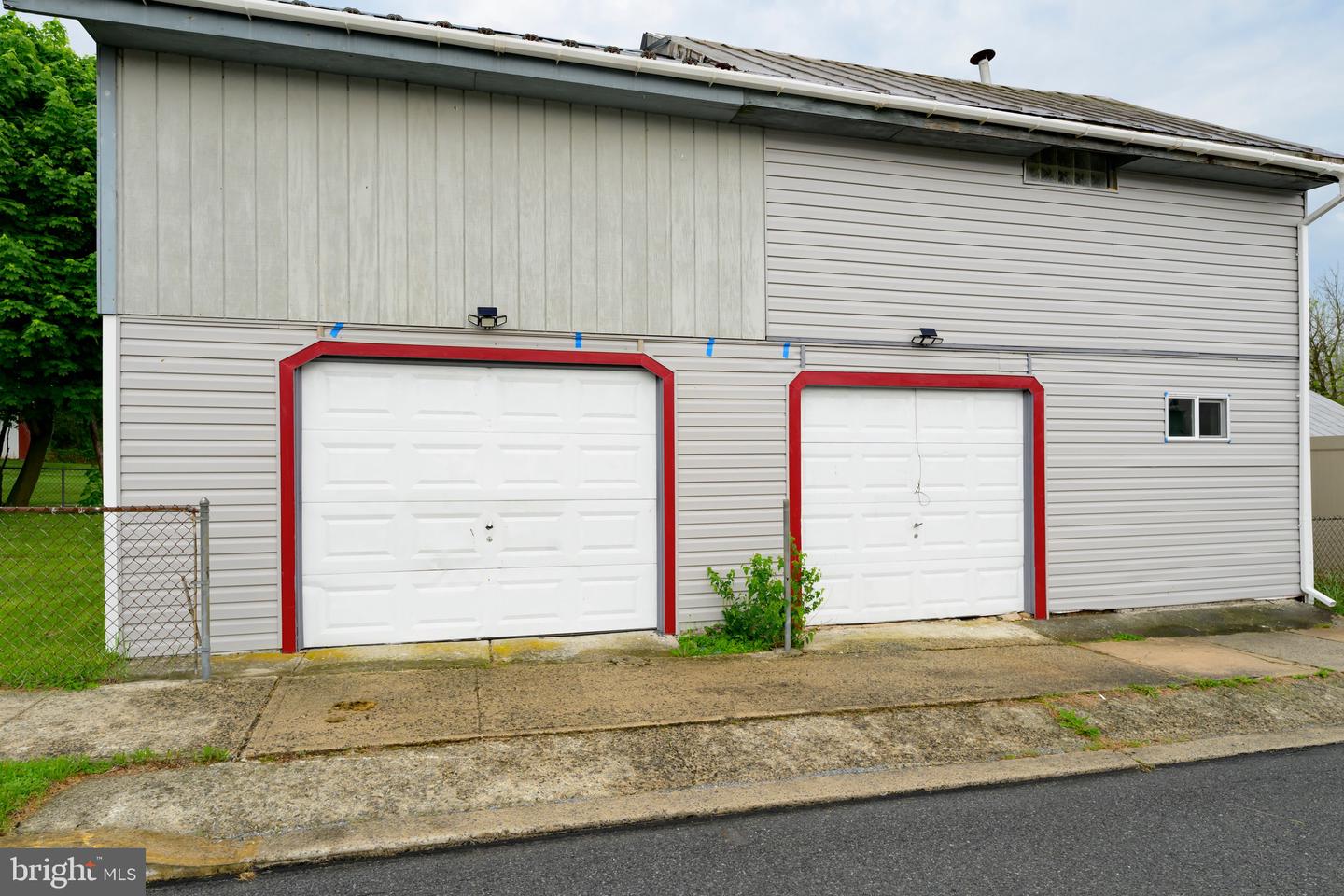 230 N Main St Property Photo 4