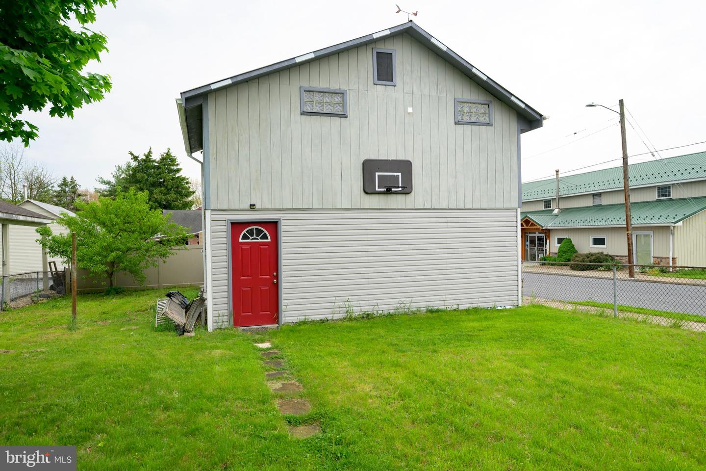 230 N Main St Property Photo 31