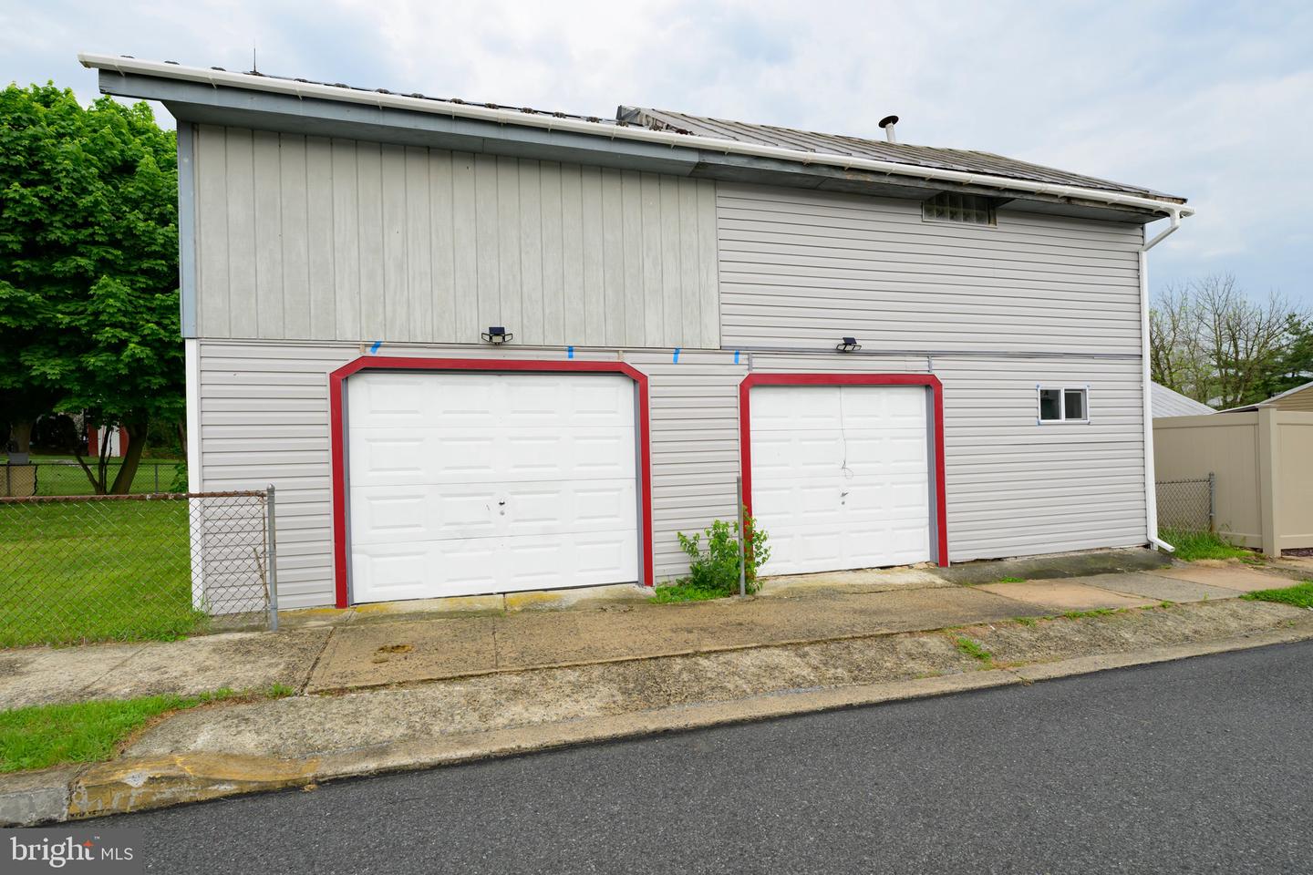230 N Main St Property Photo 38