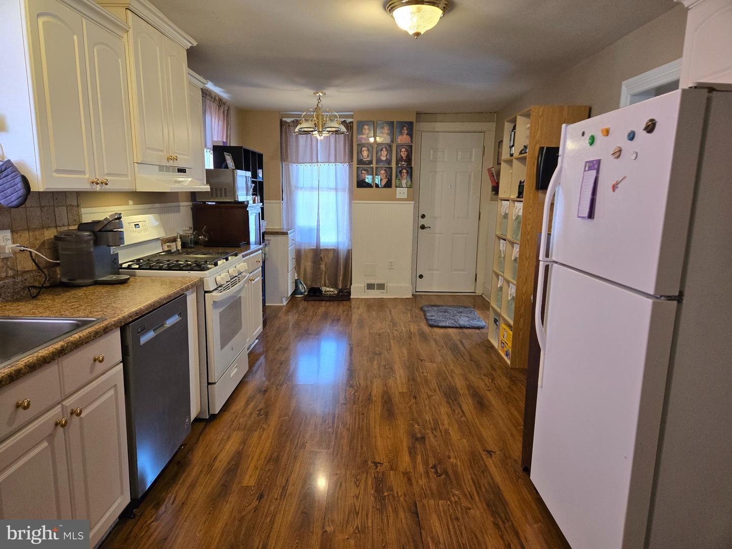 24 S Hull St Property Photo 7