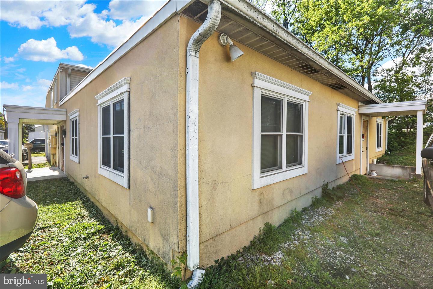 2125 Portland Property Photo 3