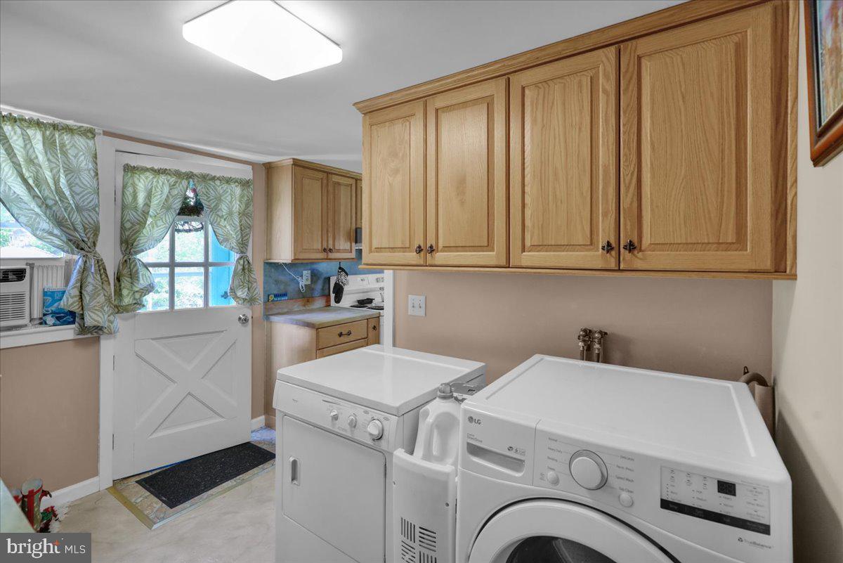 522 Florida Ave Property Photo 14