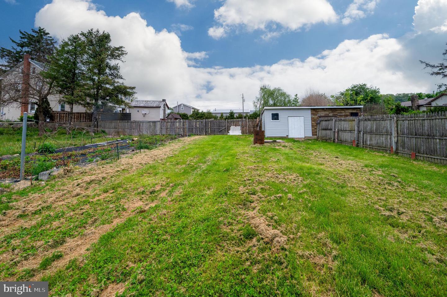 467 Hill Rd Property Photo 33