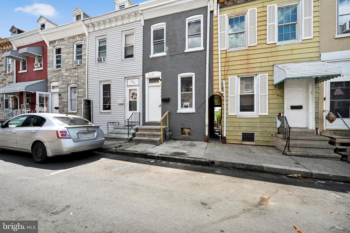 650 Mulberry St Property Photo 2