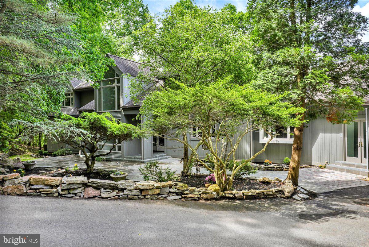 8 Wyndham Hill Dr Property Photo 7