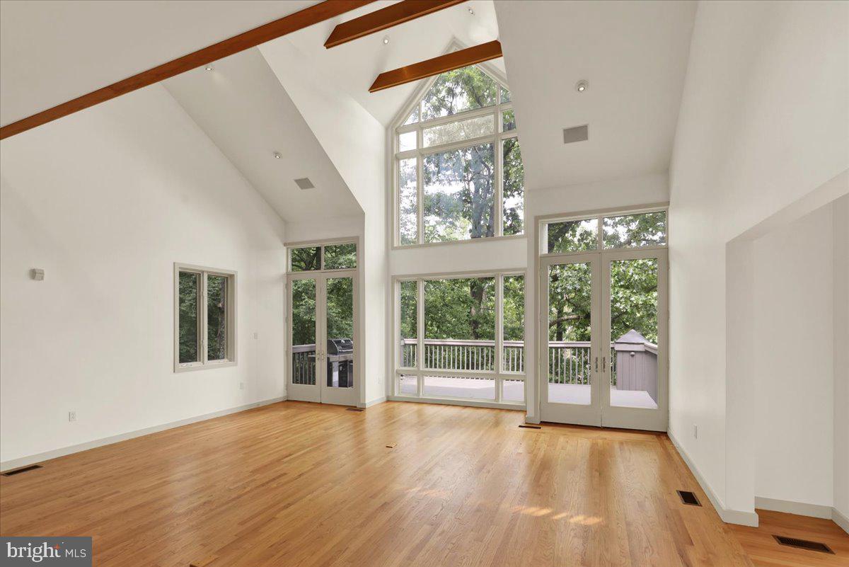 8 Wyndham Hill Dr Property Photo 15