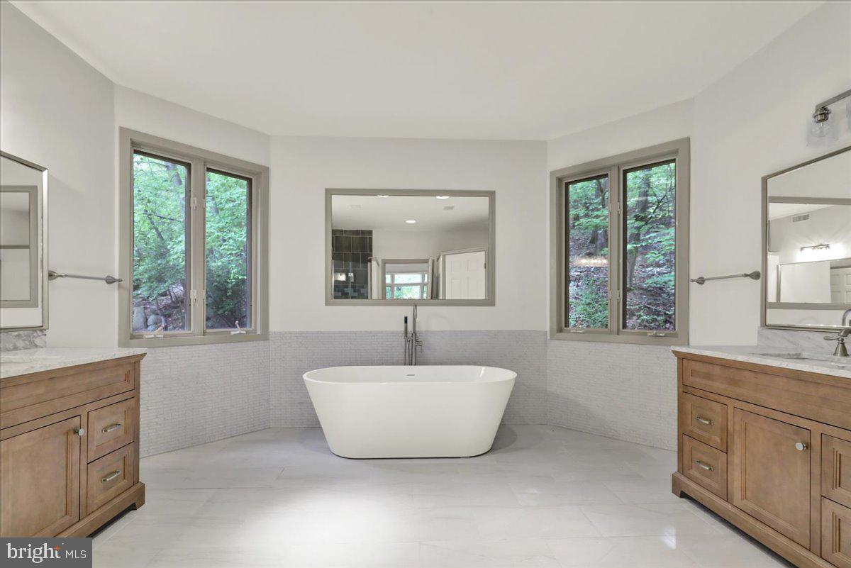 8 Wyndham Hill Dr Property Photo 38