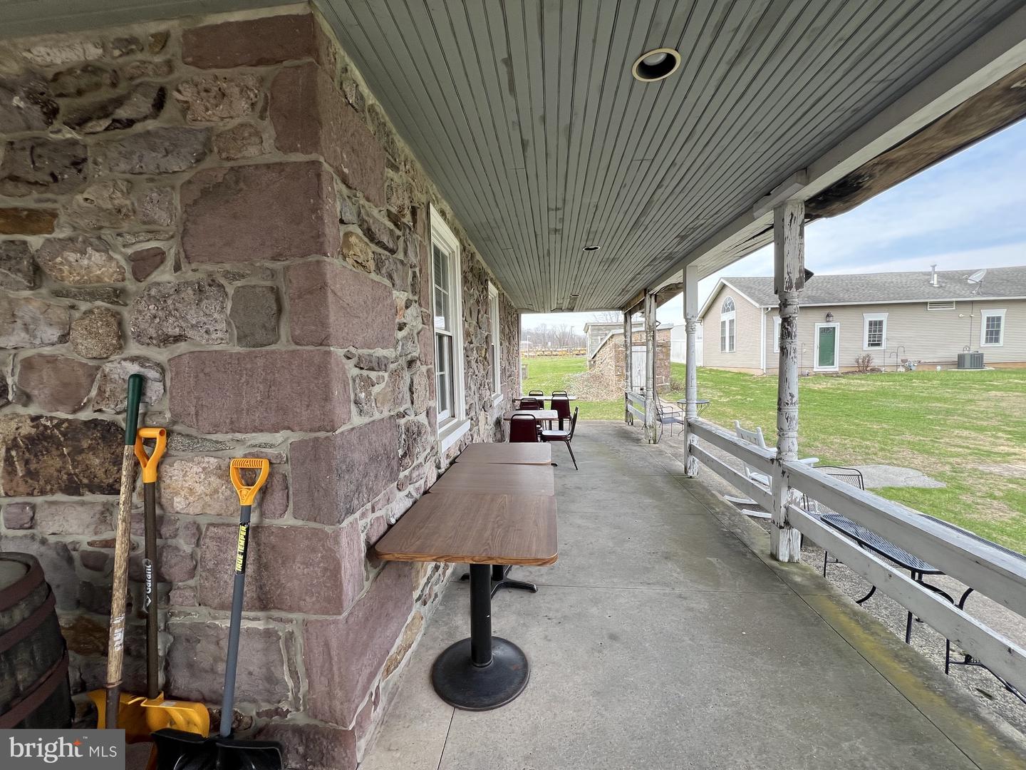 2039 Philadelphia Property Photo 2