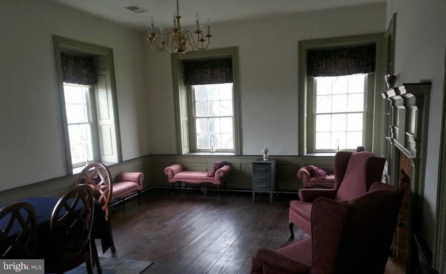 2039 Philadelphia Property Photo 13