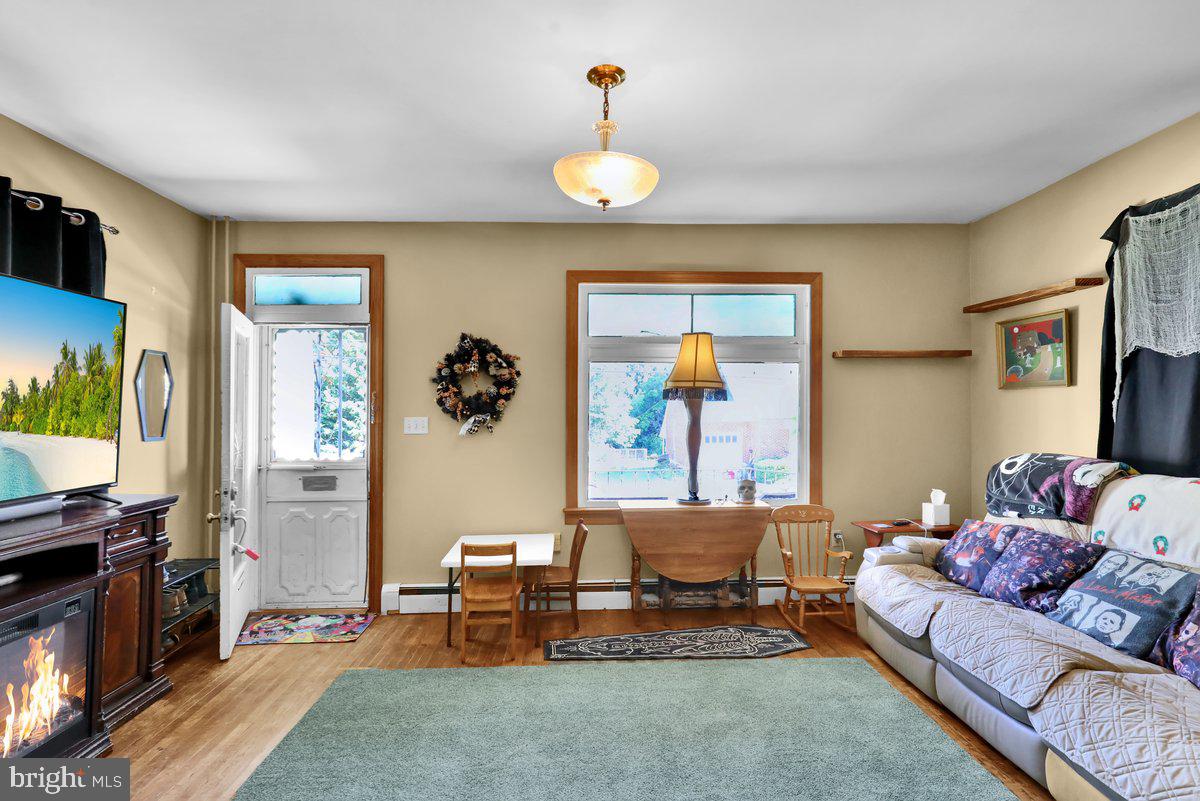28 E Front St Property Photo 12