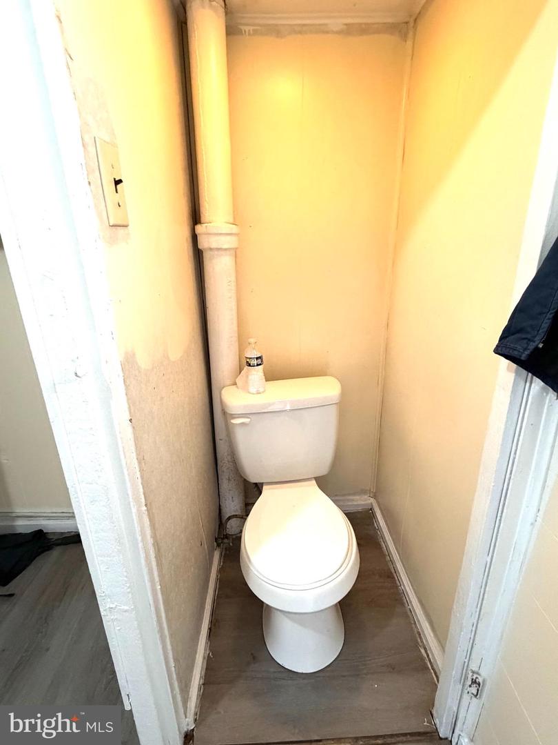 947 Cotton St Property Photo 6