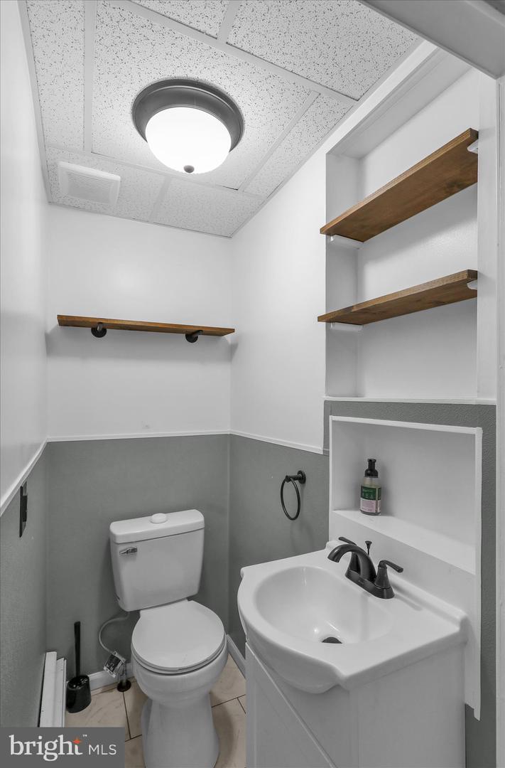 203 W Lancaster Ave Property Photo 11