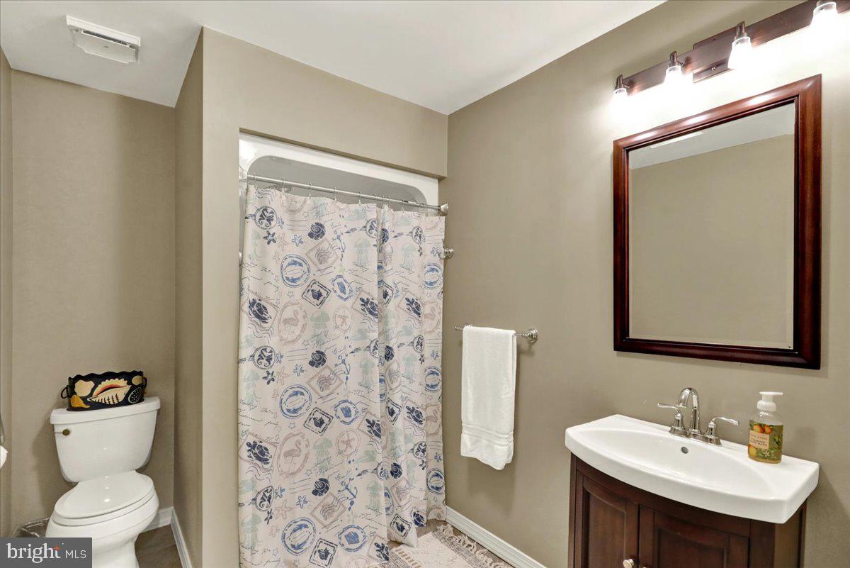 8 Tudor Ct Property Photo 49