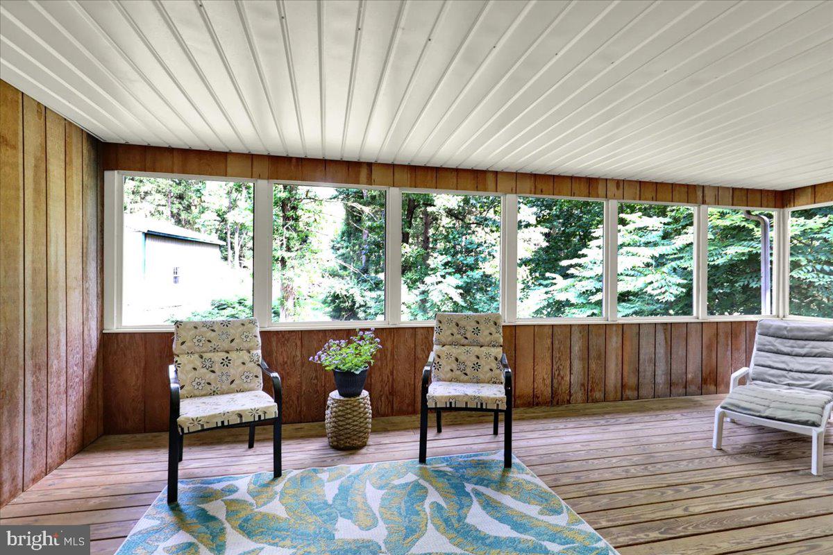 8 Tudor Ct Property Photo 64