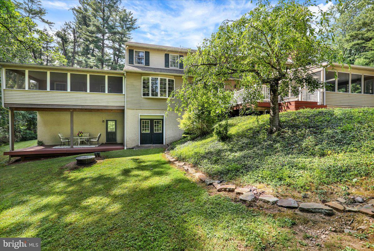 8 Tudor Ct Property Photo 67