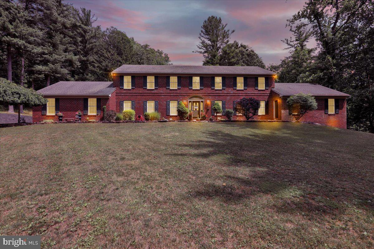 8 Tudor Ct Property Photo 80