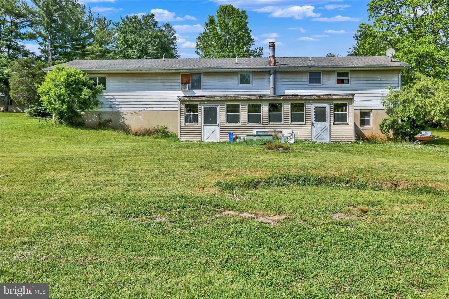 88 Spruce Ave Property Photo 65