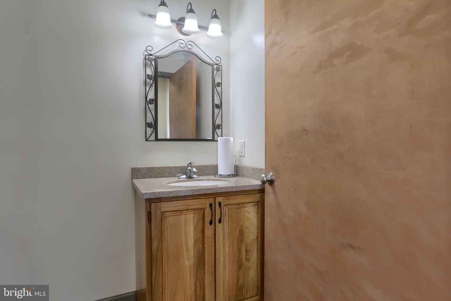 115 4th St Property Photo 17