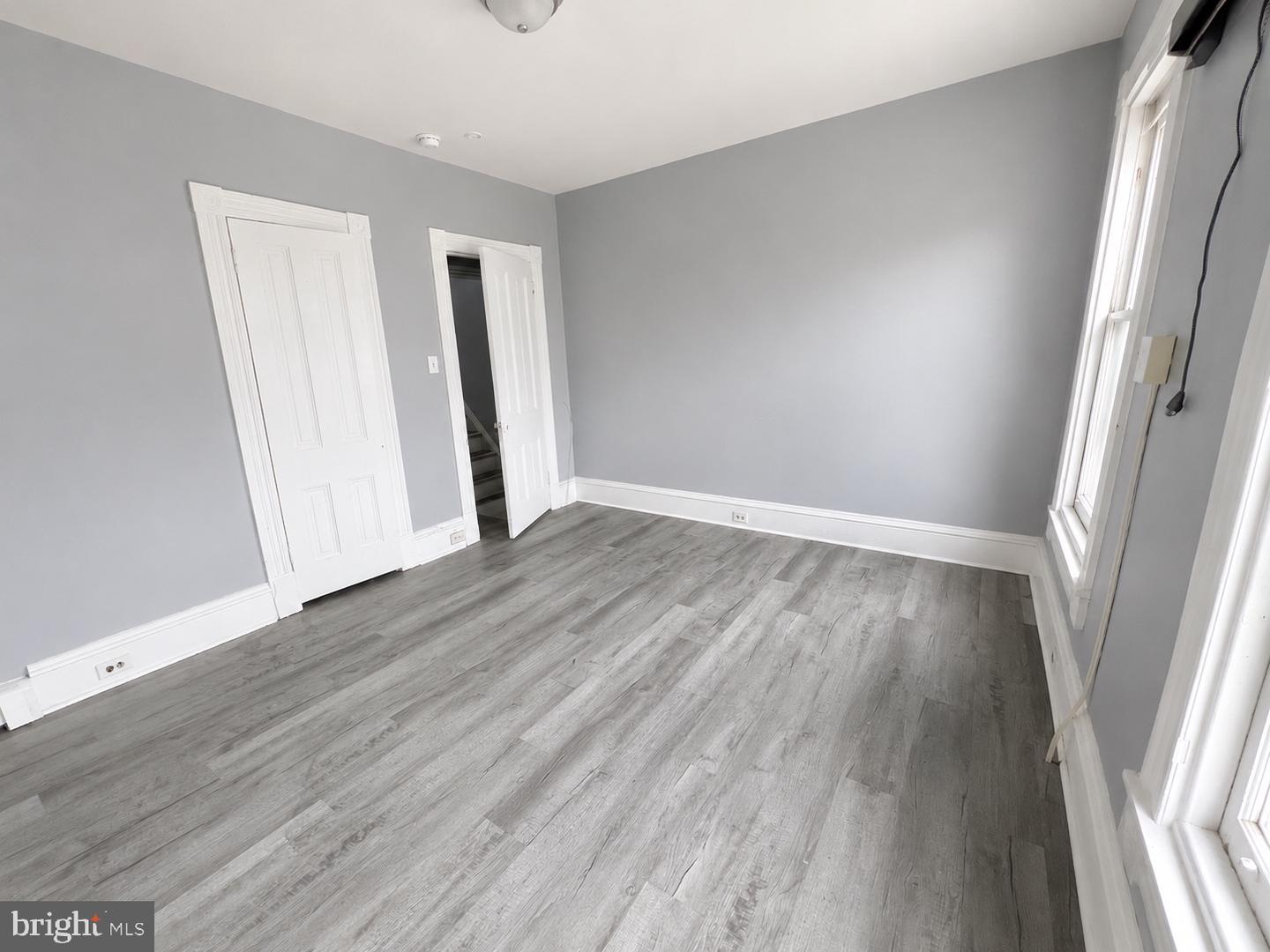 1424 Muhlenberg St Property Photo 4