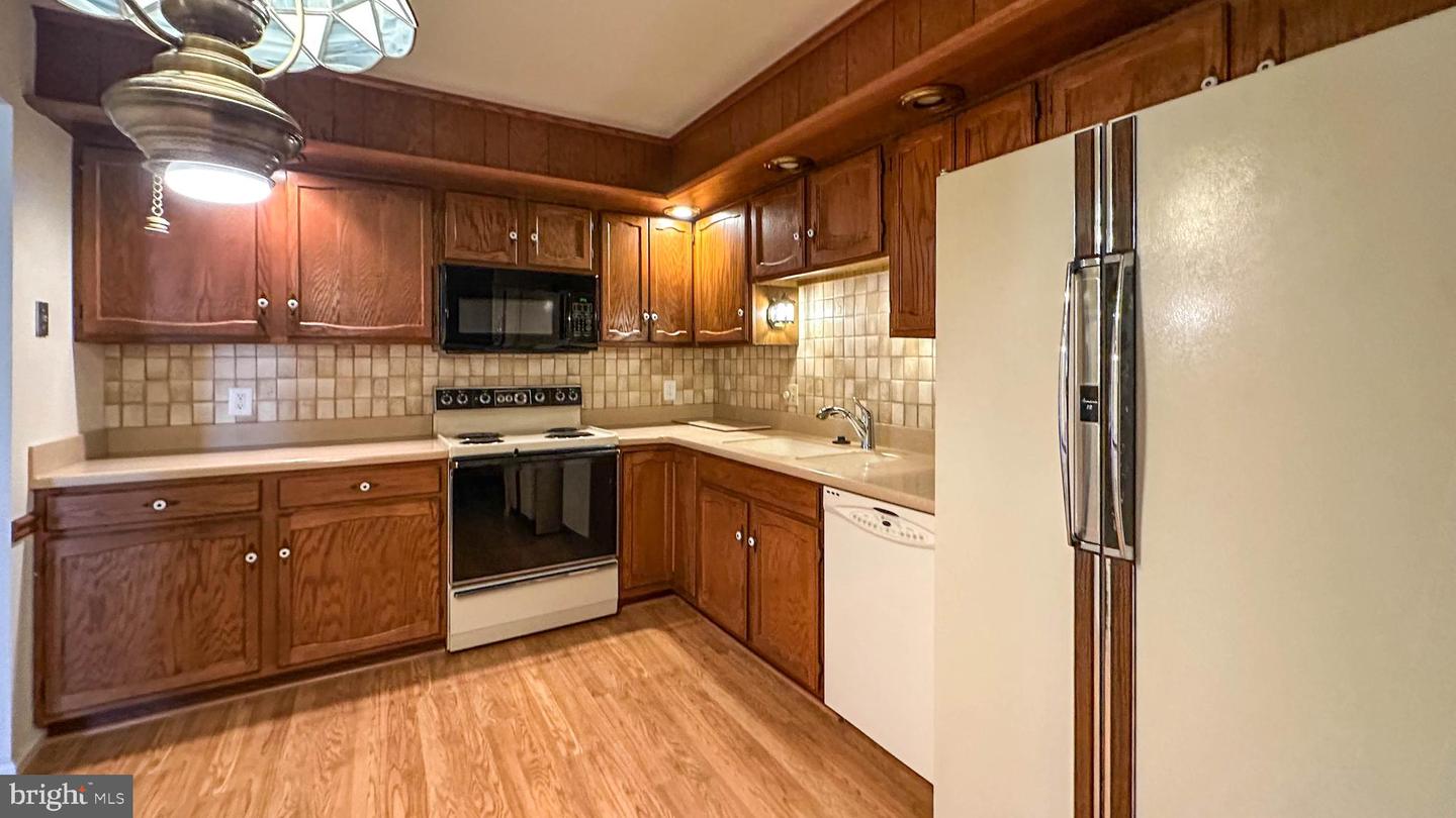 109 Valley Greene Cr Property Photo 7