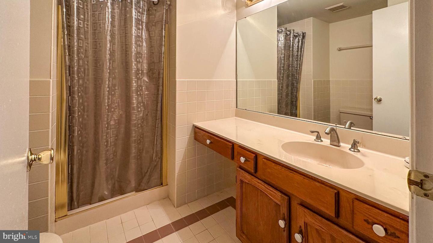109 Valley Greene Cr Property Photo 16