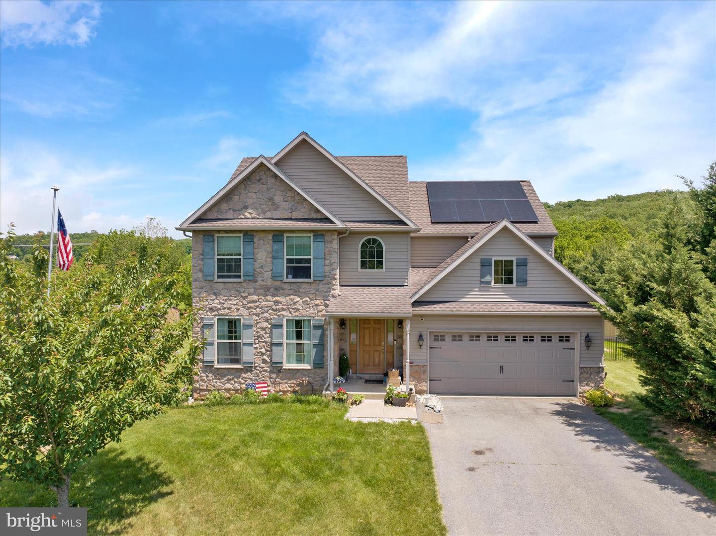 72 Cider Mill Rd Property Photo 1
