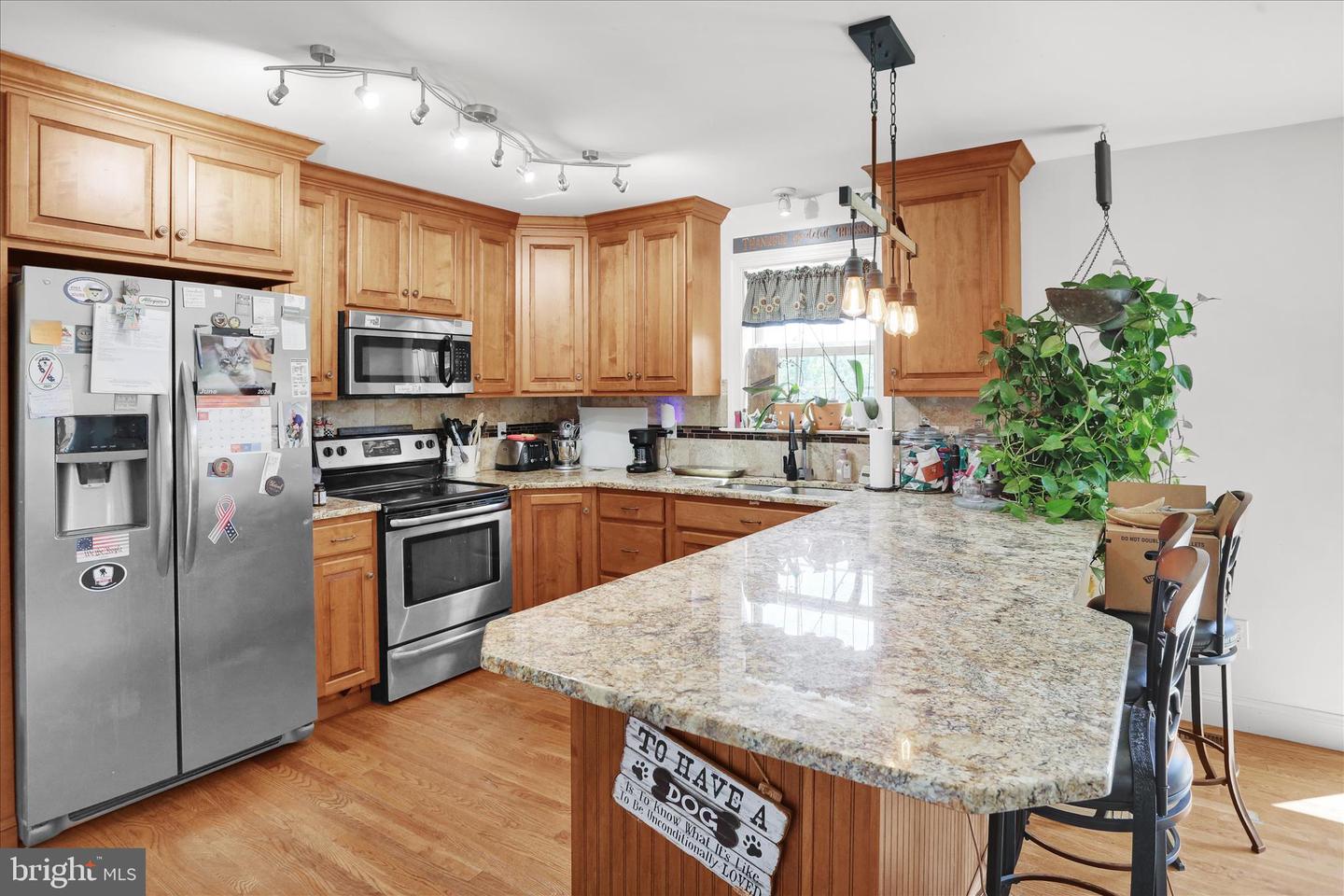 72 Cider Mill Rd Property Photo 8