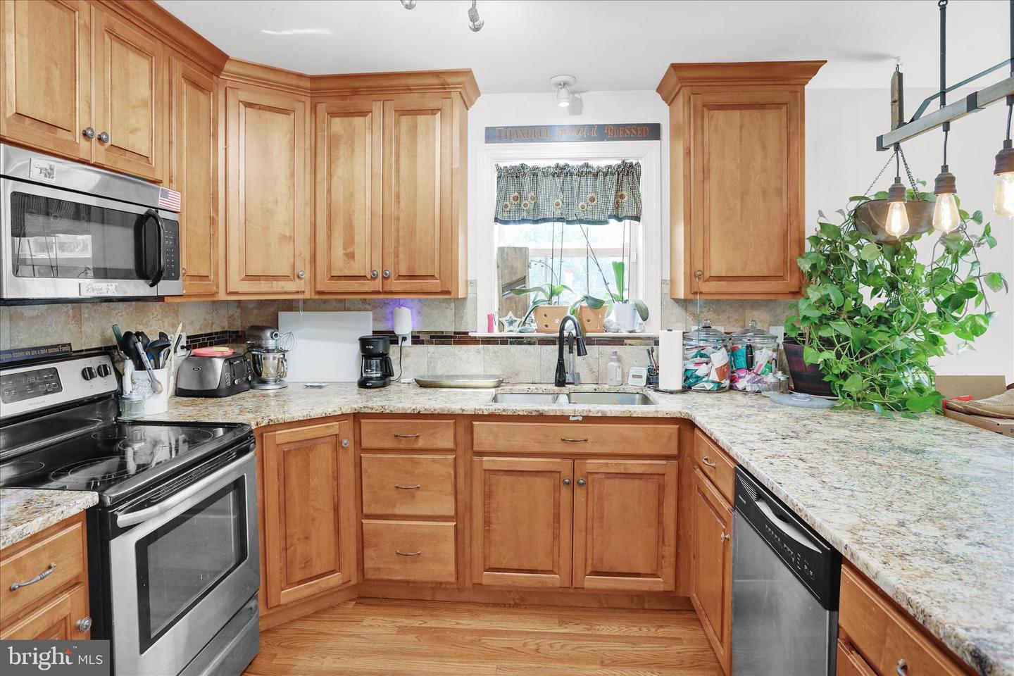 72 Cider Mill Rd Property Photo 10