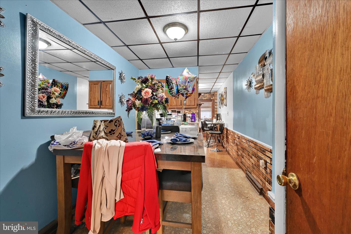 936 N Pike St Property Photo 9
