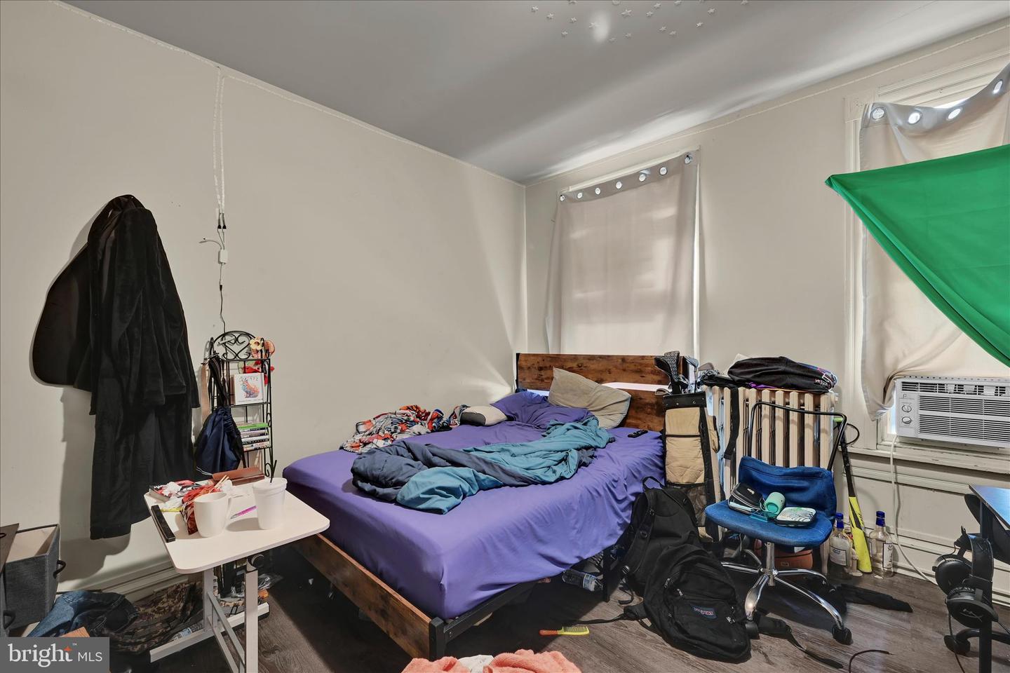 1349 Moss St Property Photo 25