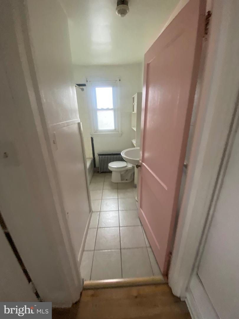 416 Property Photo 12