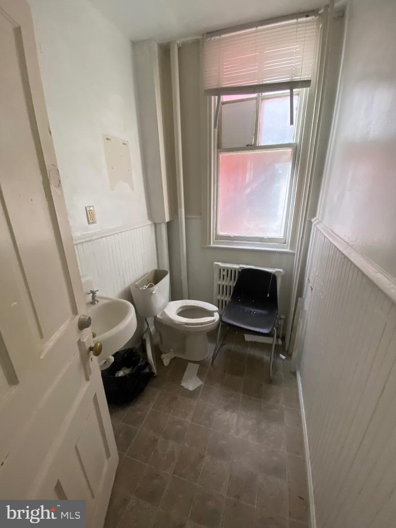 416 Property Photo 20
