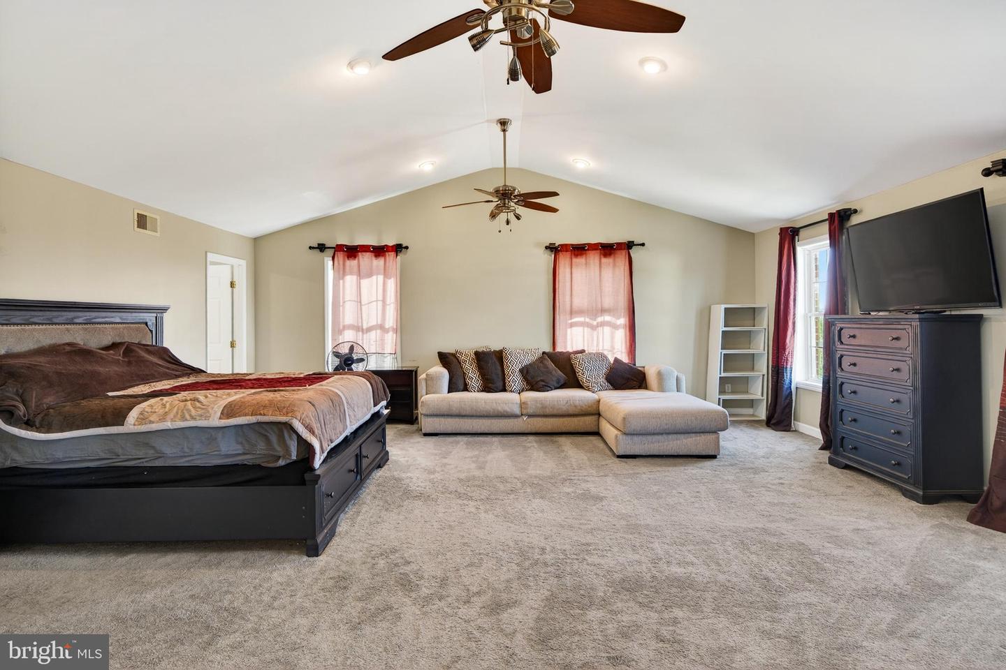 15 Sawgrass Dr Property Photo 39