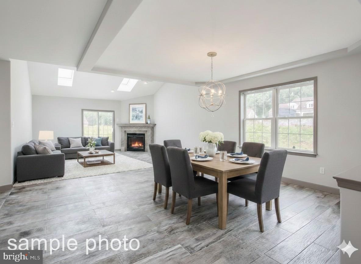 73 Castle Dr #lot 22 Property Photo 7