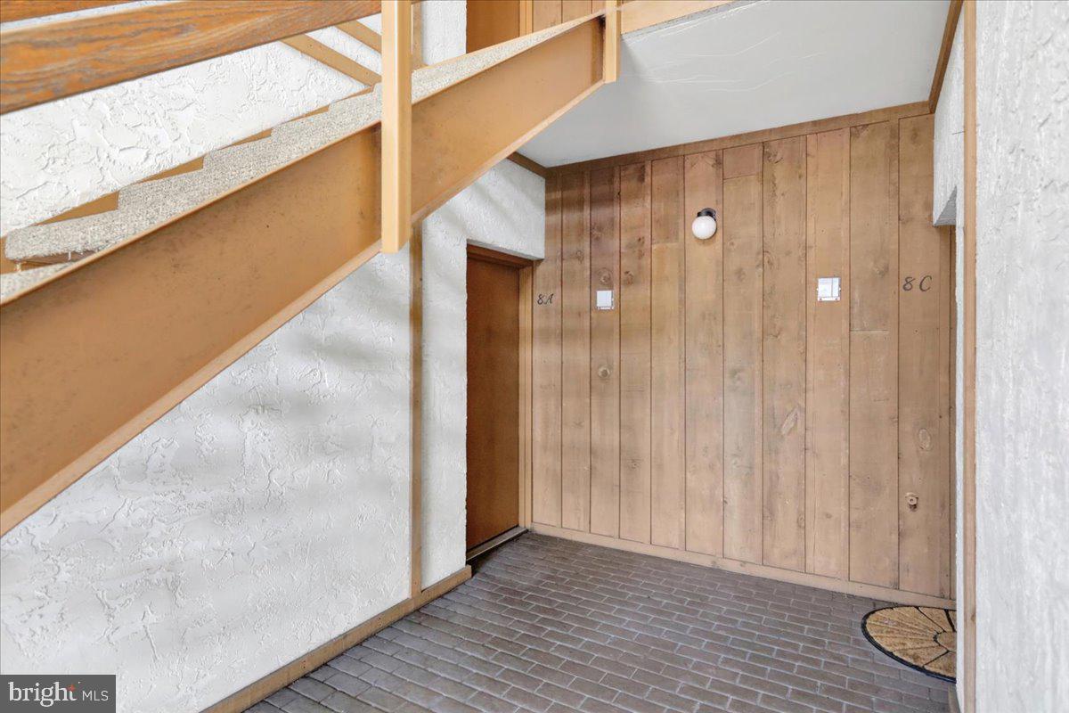 8-a Olympic Dr Property Photo 3