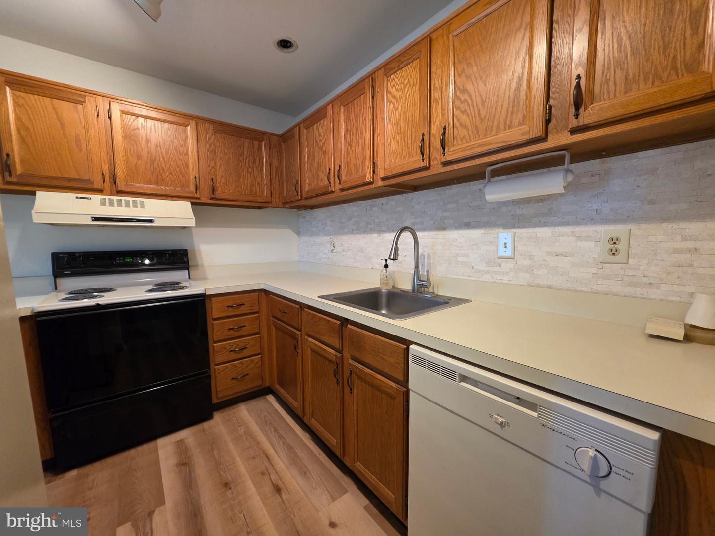 8-a Olympic Dr Property Photo 9