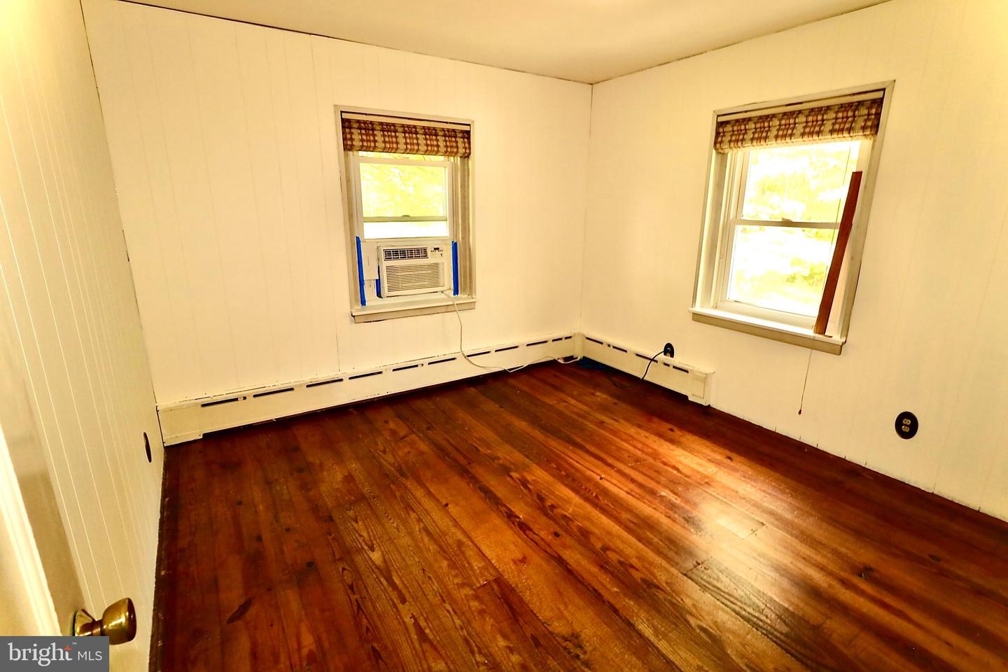 257 Valley Rd Property Photo 8