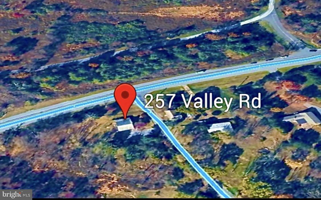 257 Valley Rd Property Photo 12