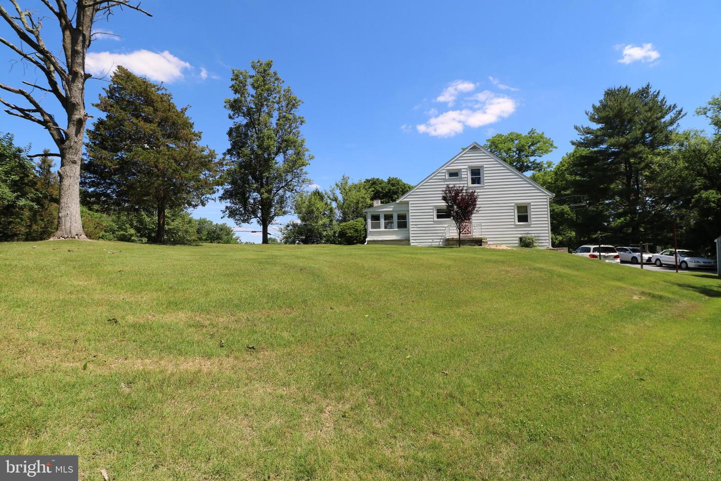 257 Valley Rd Property Photo 22