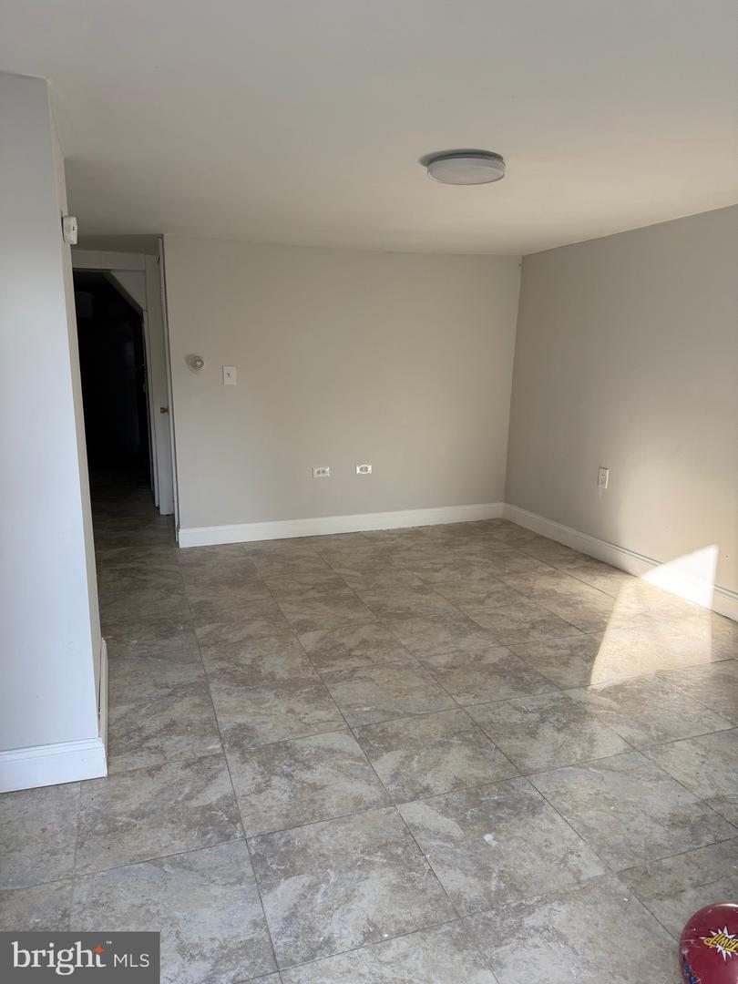 338 Cedar St Property Photo 2